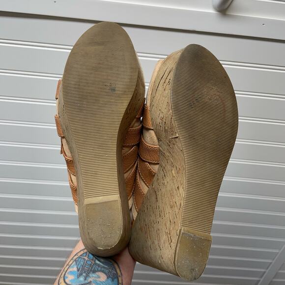 Lucky Brand Latrice Wedge Sandals with Open Toe - Picture 7 of 14